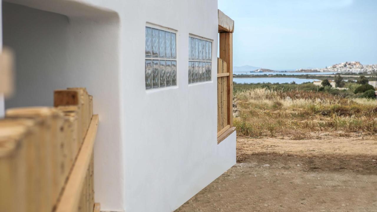 Sunday Luxury Suites Agia Anna  Exterior foto