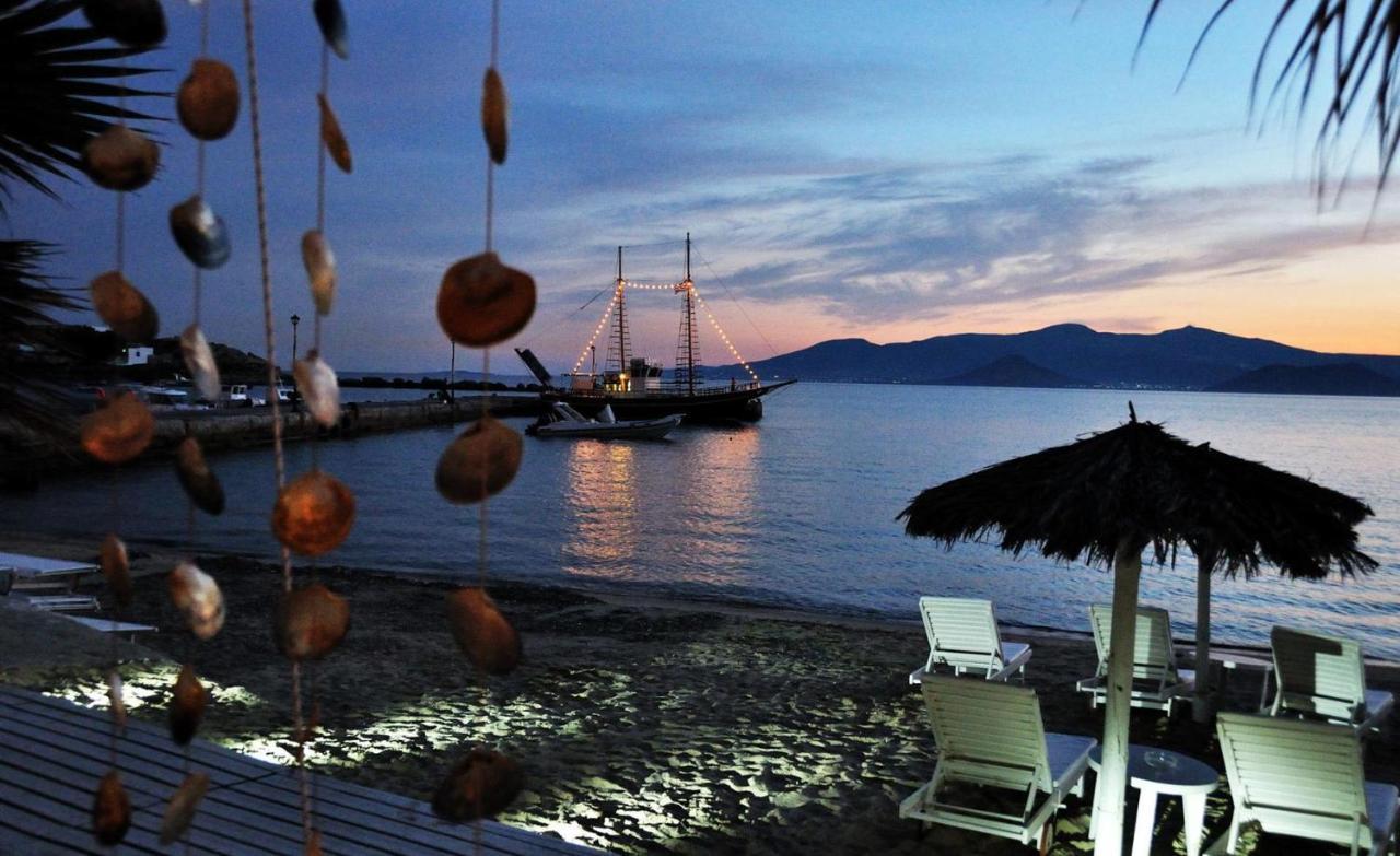 Sunday Luxury Suites Agia Anna  Exterior foto