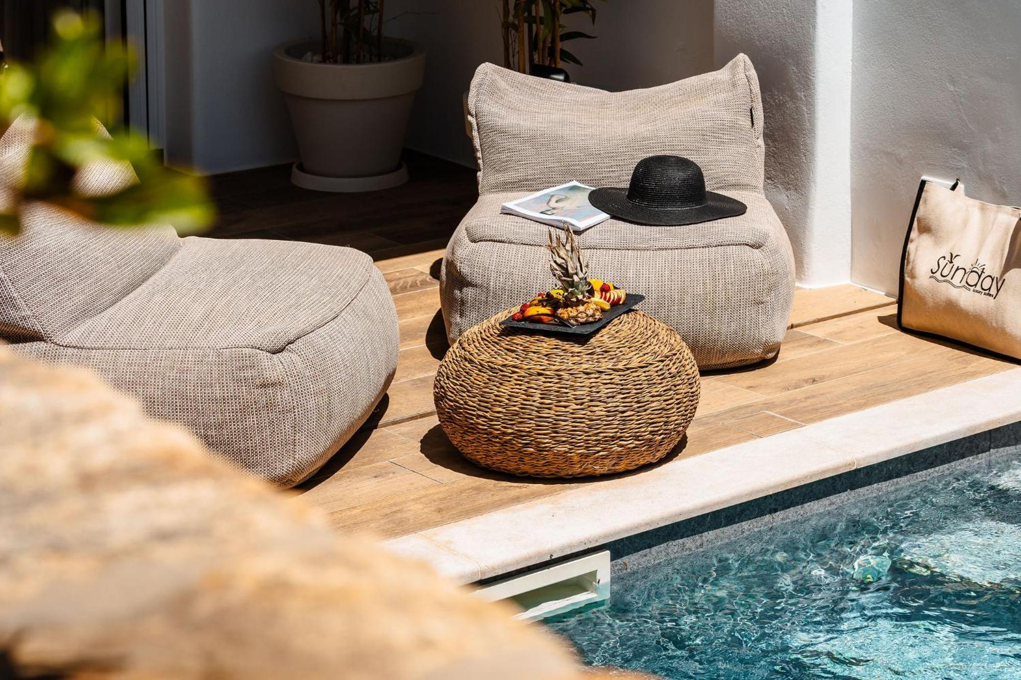 Sunday Luxury Suites Agia Anna  Exterior foto