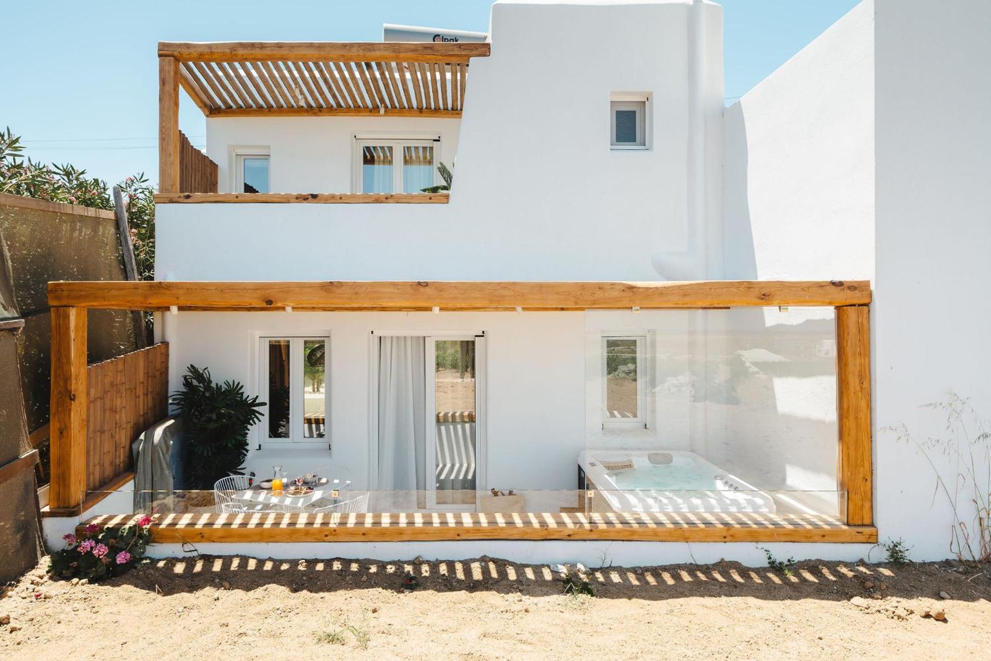 Sunday Luxury Suites Agia Anna  Exterior foto